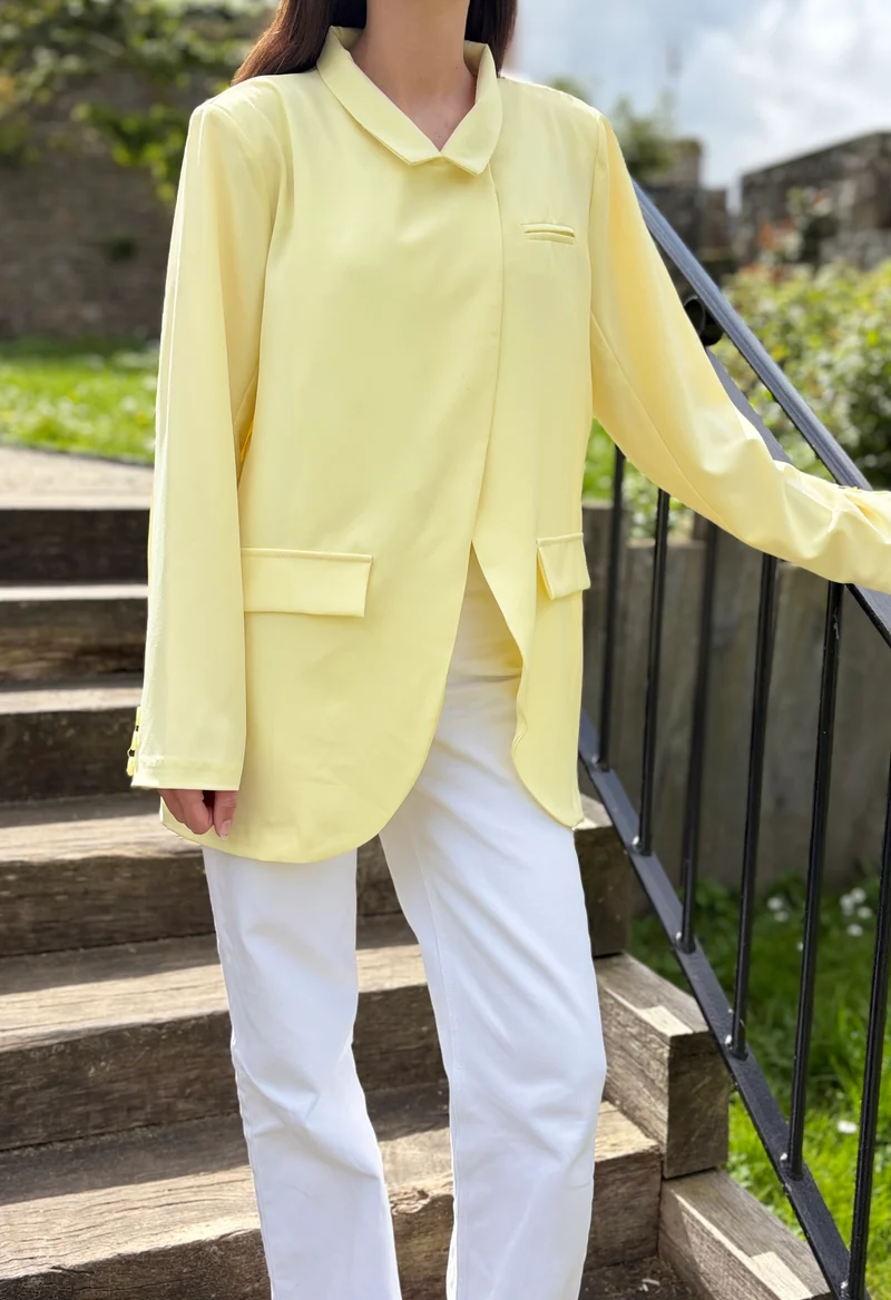 Blazer asymétrique ￼